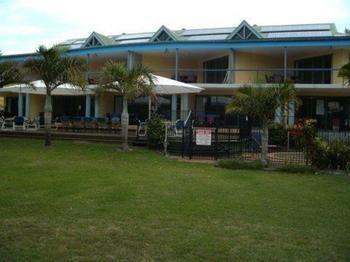 Sailfish On Fraser Hotel Exterior photo